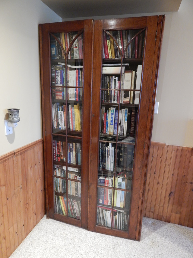 Two Glass Door Book Shelf in Bookcases & Shelving Units in Kingston - Image 3