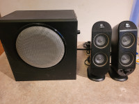 Logitech X230 PC sound system with Sub woofer and 2 speakers