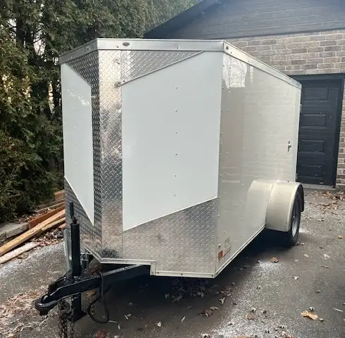 Remorque fermée 5x10 in Cargo & Utility Trailers in City of Montréal - Image 4