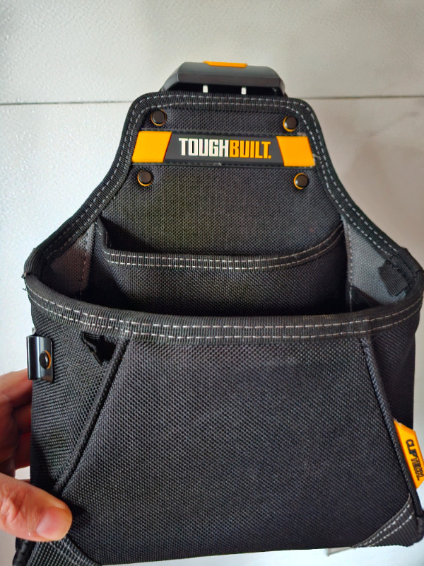 Utility construction pouch removable clip in Other in Moncton