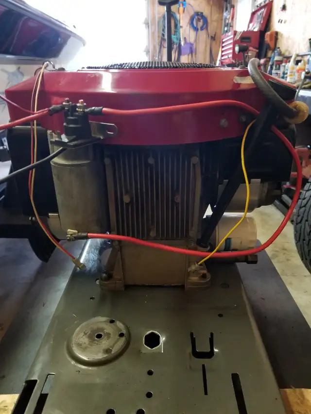 moteur de tracteur a gazon in Lawnmowers & Leaf Blowers in Laurentides - Image 4