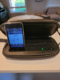 Ihome Ipod Dock Portable Speaker Box Hard Case Black