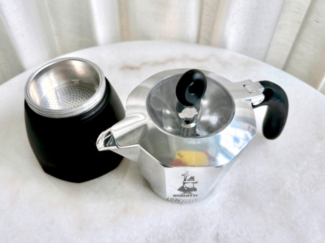 ❤️ Bialetti Dama Moka Express Pot, Milk Frother  ❤️ in Coffee Makers in St. Catharines - Image 3