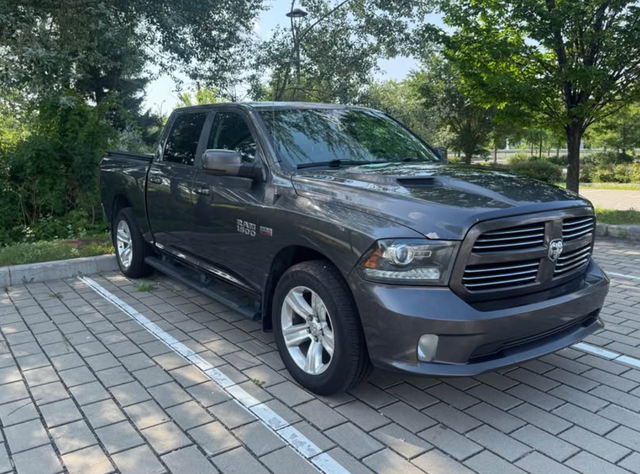 Ram 1500 Sport 2017 Crew Cab 4x4 – Hemi 5.7L