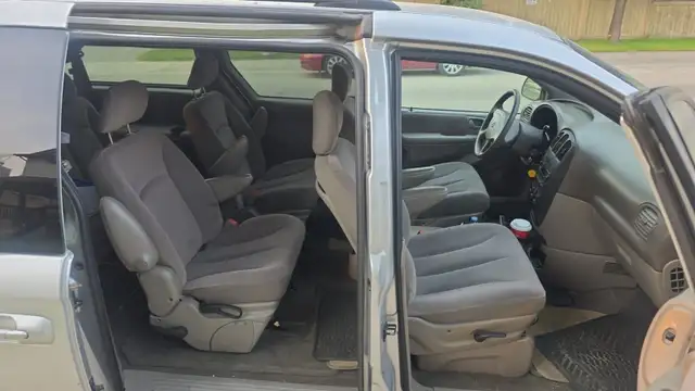 Dodge Caravan 556111280210585608
