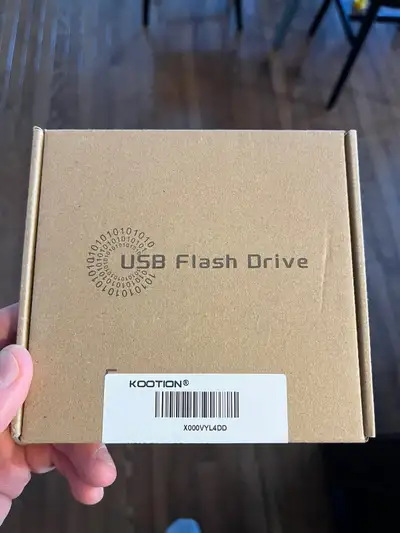 60 x 2 gigabyte USB flash drives 10 per box and six boxes 2GB USB Stick 10Pack, KOOTION Bulk USB Fla...