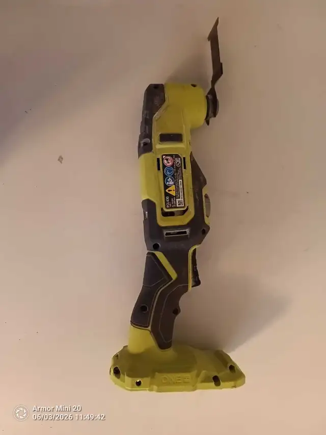 Ryobi Multi-Tool472308341172480001