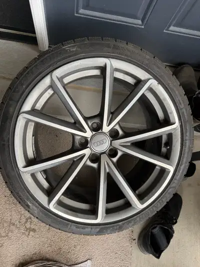 I am selling a set of four 19-inch Audi rims fitted with 225/40R19 Hankook ice3 winter tires. These...