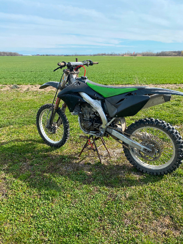 KX450f. in Dirt Bikes & Motocross in Hamilton - Image 2
