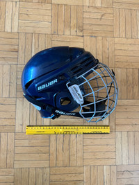 Bauer BHH2100JR hockey helmet with cage