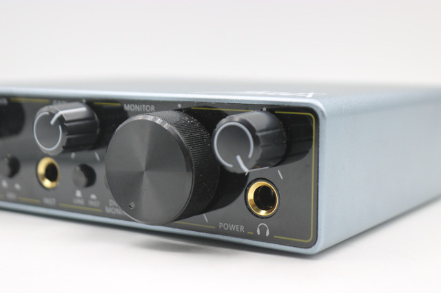 AKLOT 2 In 2 Out USB Audio Interface - Grey (#38364) in Pro Audio & Recording Equipment in City of Halifax - Image 2