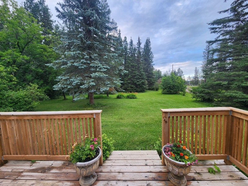 ISO rental acreage or house Long Term Rentals Brandon Kijiji