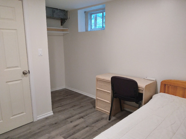 Room for rent - 7 min walk to Algoma University - Girls in Room Rentals & Roommates in Sault Ste. Marie - Image 4