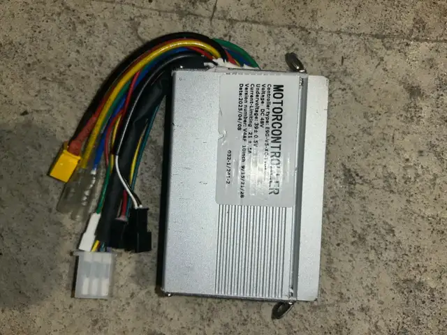 ISINWHEEL S10Max controller569708187044423681
