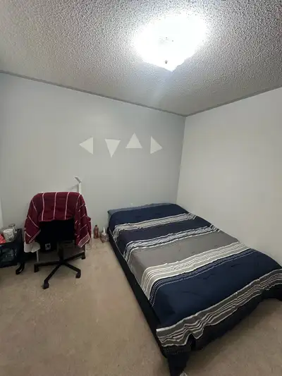 ROOM FOR RENT
