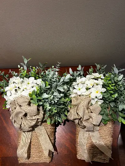 Hanging jute paper basket with flowers, View more