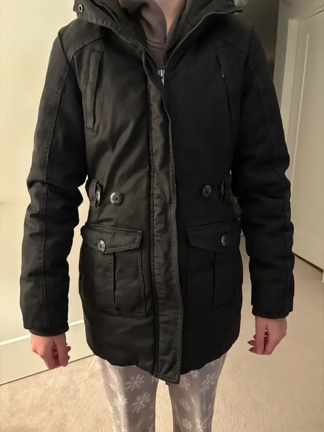 BENCH WOMEN’S WINTER JACKET (SIZE SMALL): $75.00 in Women's - Tops & Outerwear in Edmonton - Image 8