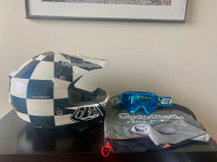 Troy Lee Designs Motorcycle Helmet