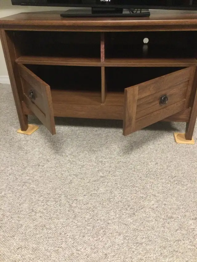 Television Sony and TV stand in TVs in Dartmouth - Image 3