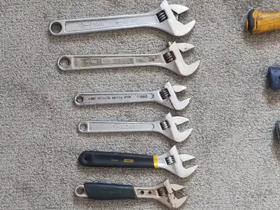 Crescent (adjustable) wrenches, View more