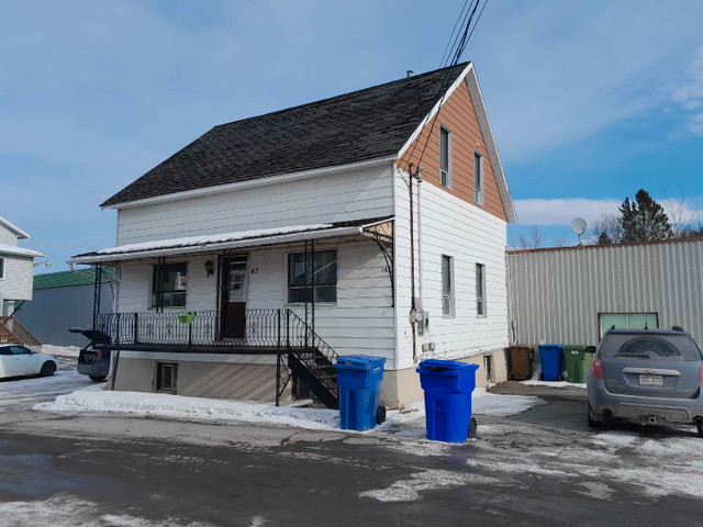 Maison à louer Amquis dans Locations longue durée  à Rimouski / Bas-St-Laurent