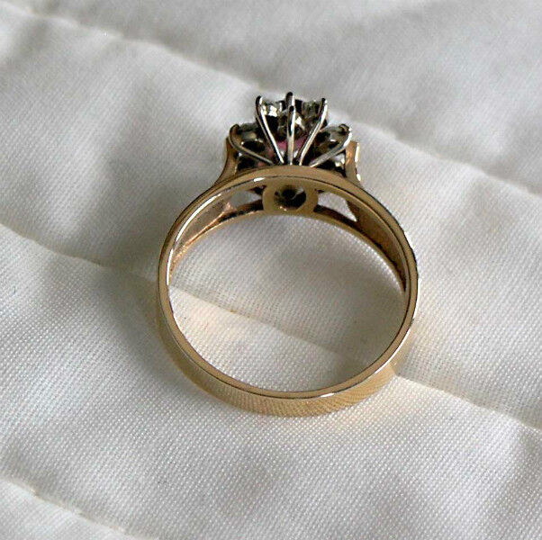 Ladies 14kt gold Diamond Natural Ruby Ring dans Bijoux et montres  à Owen Sound - Image 3