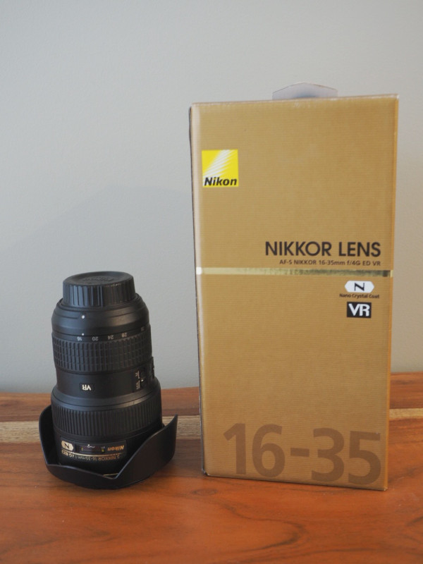 Nikon 16-35mm f4 lens for sale in Cameras & Camcorders in Ottawa