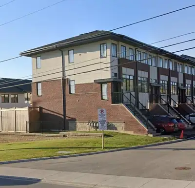 Ancaster Townhouse 3 Bedroom and 3 bathroom