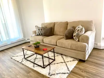 SOFA/COUCH For sale, View more