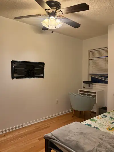 Private room available from August 1st in a clean, quiet, and well-maintained home. Perfect for a wo...