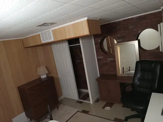 Room for rent - Fully Furnished + Utilities (All Inclusive) in Room Rentals & Roommates in Ottawa - Image 8