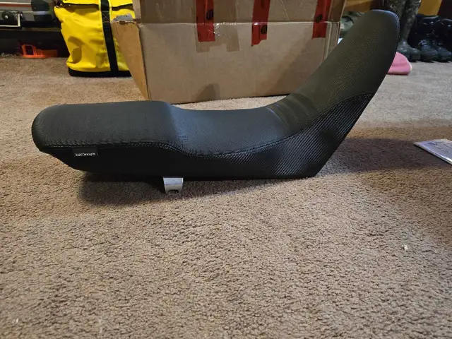 2024 Suzuki DR 650cc parts in Motorcycle Parts & Accessories in Hamilton - Image 2