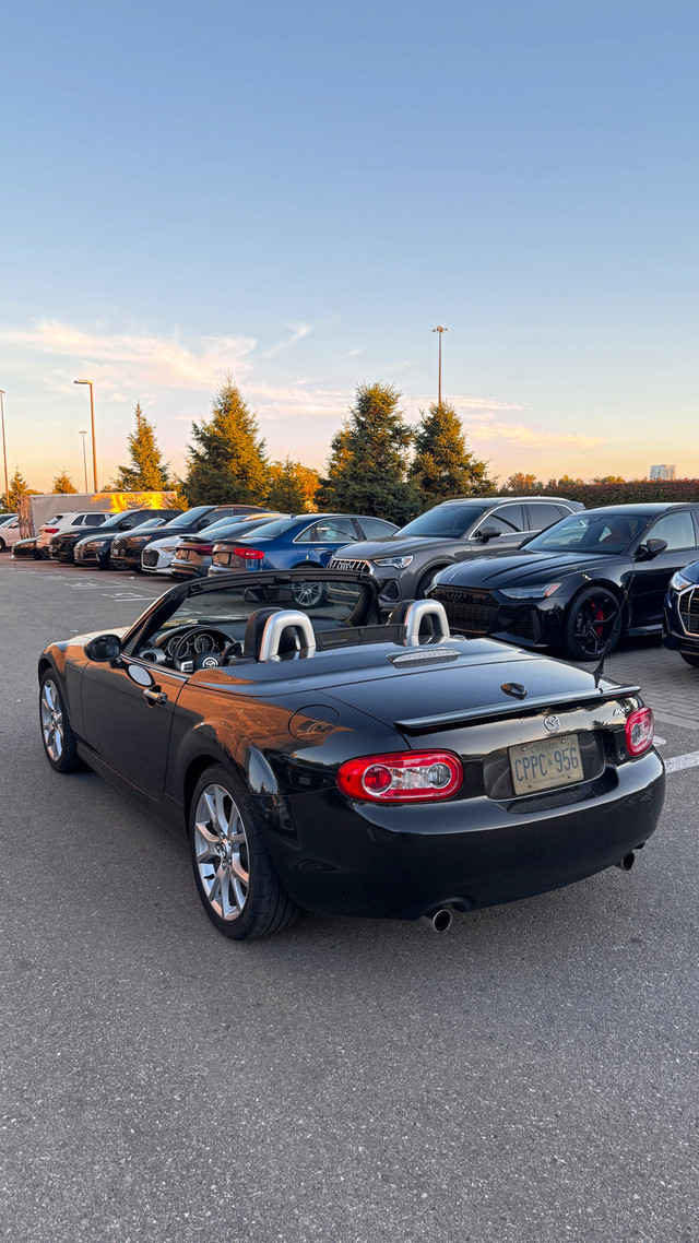 2012 Mazda Miata in Cars & Trucks in City of Toronto - Image 3