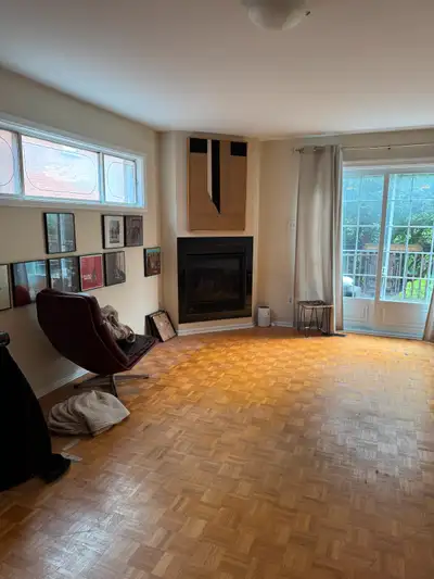 3BDR/2BR Apartment Triplex in Chinatown/close to Downtown