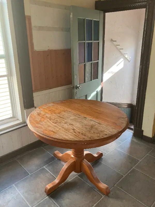 Wooden Kitchen Table in Dining Tables & Sets in City of Halifax - Image 2