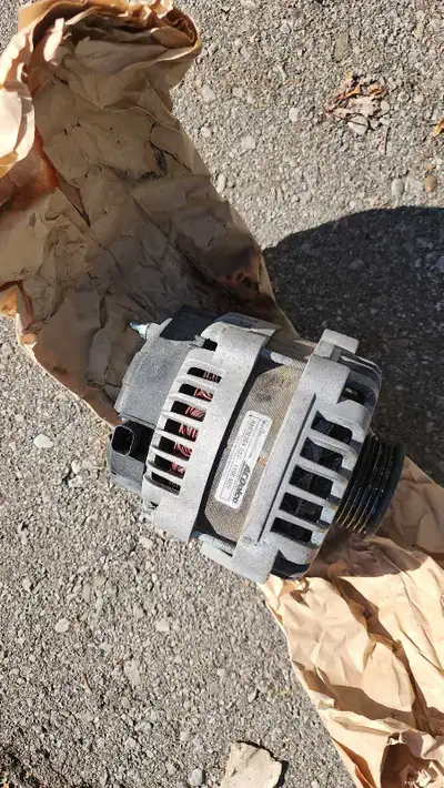 Selling a used ACDelco alternator from a 2008 Cadillac Escalade, this part is fully functional and r...