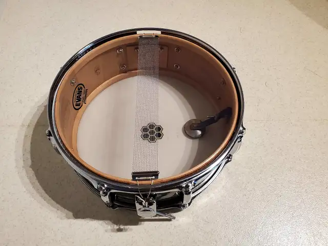 Vtg 1960's 4pc Turquoise Oyster Pearl Drum Kit - Time Capsule A+ in Drums & Percussion in London - Image 6