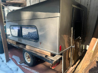 8ft fiberglass truck canopy / camper