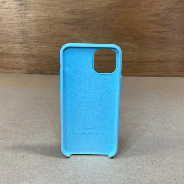 Genuine / Official Apple iPhone 11 Pro Silicone Case - Beryl in Cell Phone Accessories in London - Image 2