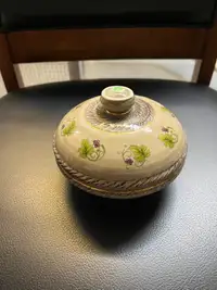 Lidded French bowl