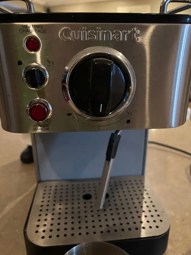 Cuisanart Espresso Maker in Coffee Makers in City of Toronto - Image 2