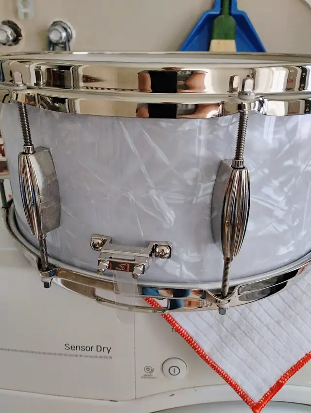 Slingerland Radio King Artist Snare Drum 2026..  "PRICE DROP" in Drums & Percussion in Oshawa / Durham Region - Image 6