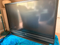 SONY 50" LCD PROJECTION TV