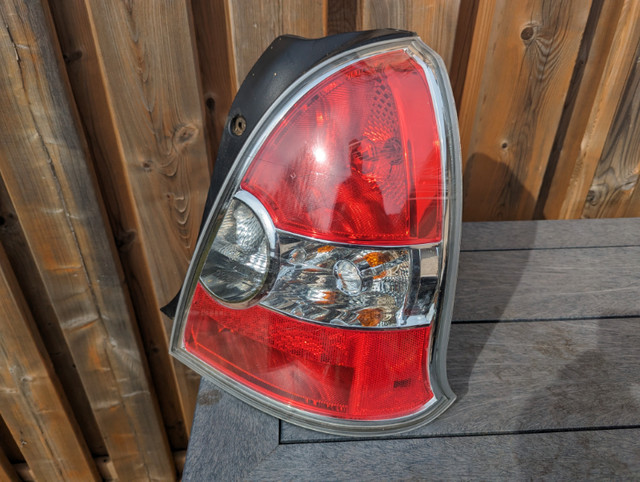 Hyundai Accent Tail Light in Auto Body Parts in Kitchener / Waterloo