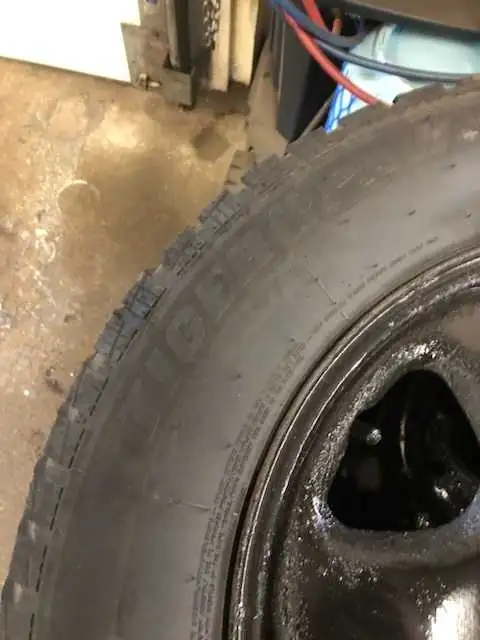 235/65/R17 winter  studded tires in Tires & Rims in Annapolis Valley - Image 3