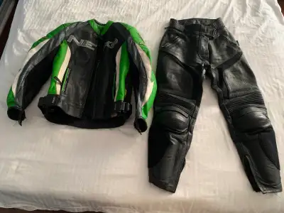 NEXO 2 Piece Genuine Cowhide Leather Suit , Kawasaki Team Lime Green / Black / Grey White Highlights...