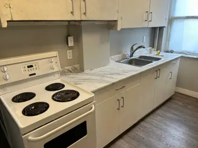 3 bedroom main floor of a downtown house for TRU Students