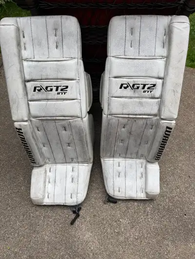 Warrior RGT2 Intermediate Goalie Pads 30+1, View more