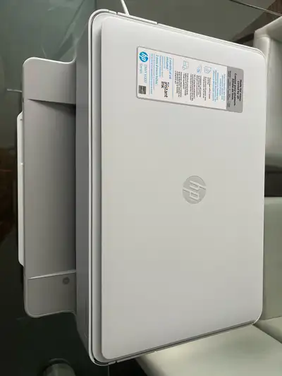 printer / scan HP Envy6000 like new +2 new inks cartridges, View more