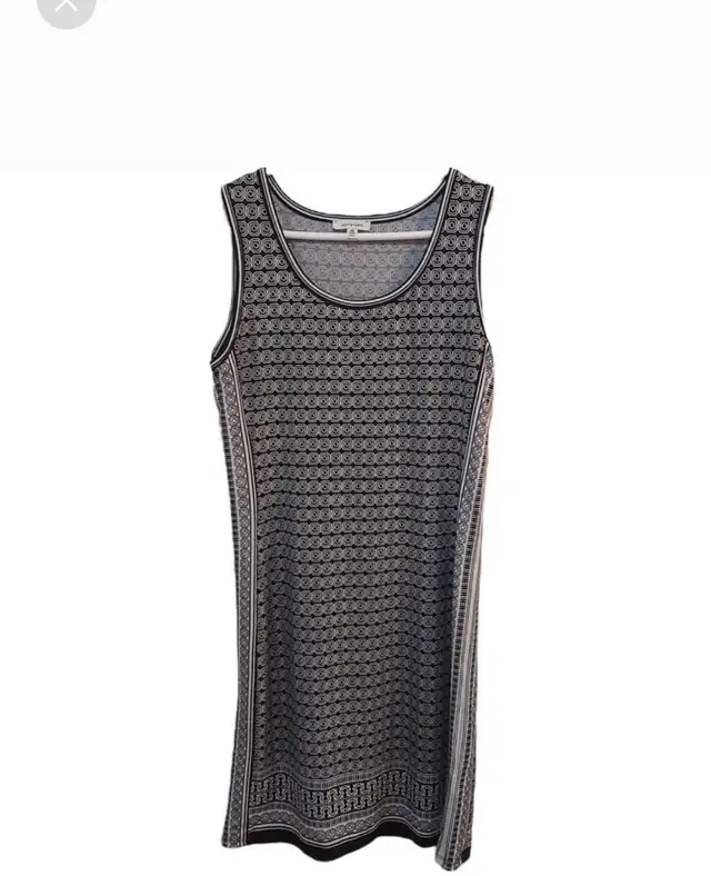 MAX STUDIO black and white patterned dress, size XS/S in Women's - Dresses & Skirts in City of Toronto - Image 2